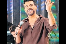 Gokhan Tepe 30. yilinda bestelerini yeniden yorumluyor featured