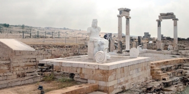 Hierapolis-kazilari-kentin-gecmisini-300-yil-geriye-tasidi-featured
