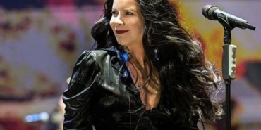 Sebnem-Ferah-Antalya8217da-unutulmaz-bir-konser-verdi-featured